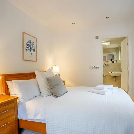 Pheasant House Ferienhaus *